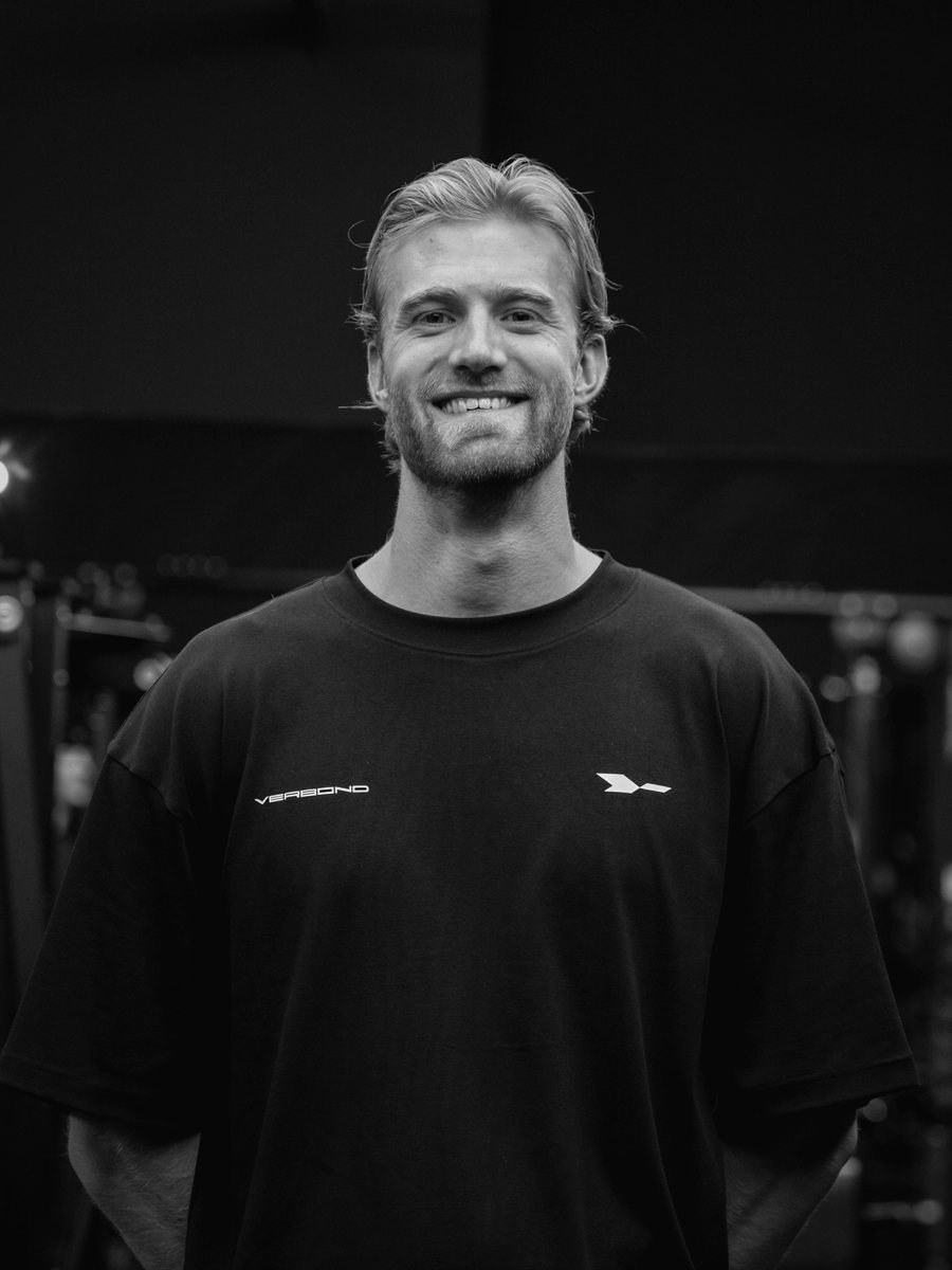 Carlo, Hybrid coach bij Verbond